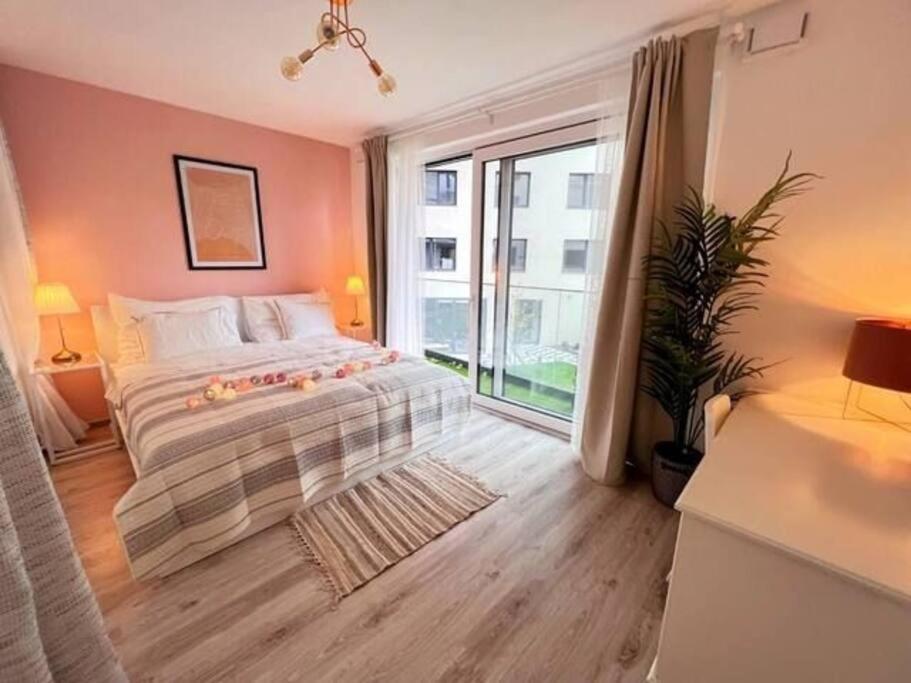 B104 - Liberty Bridge Lovely Home With Free Parking Budapest Exterior photo